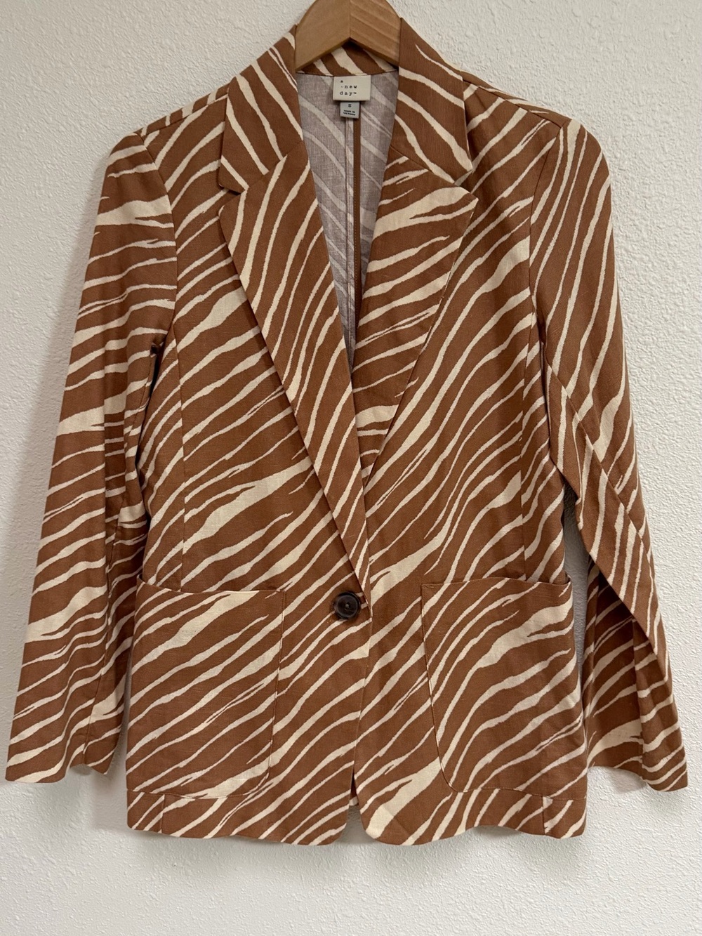 a new day Brown and Cream Zebra-Print Blazer